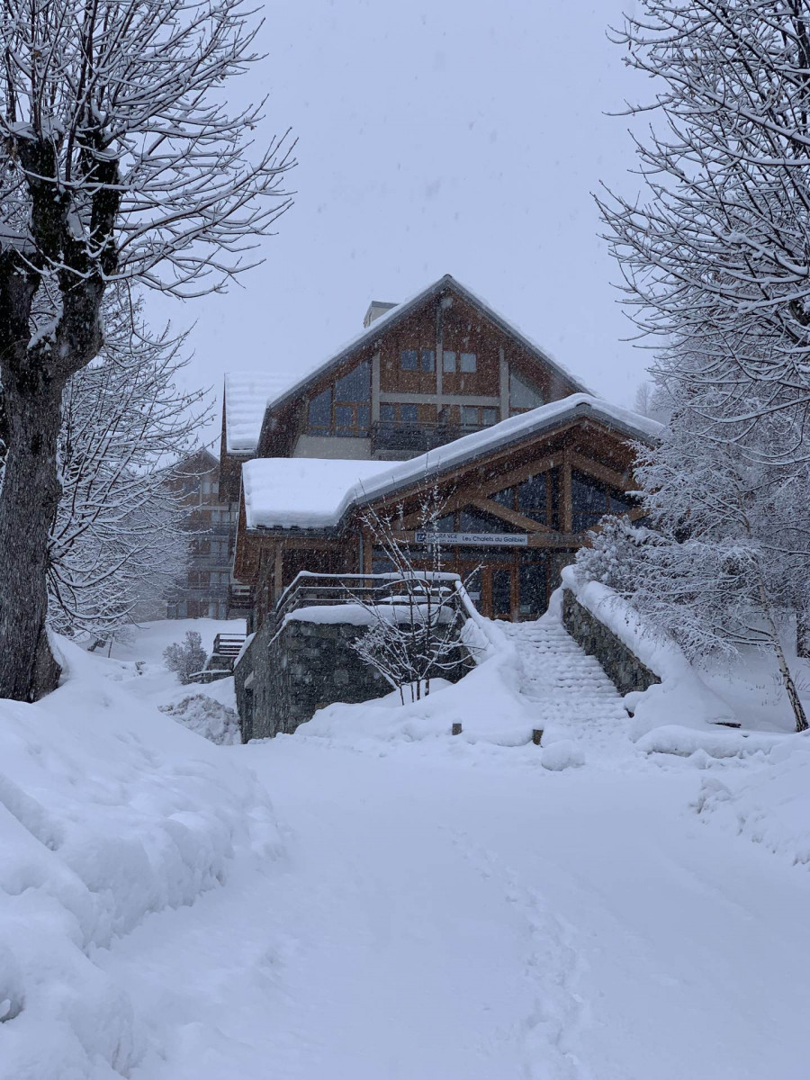 RESIDENCE EXTERIEURE - APPARTEMENT CHALETS DU GALIBIER II N°137 - MOULIN BENJAMIN