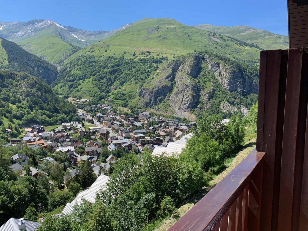 BALCON ETE - APPARTEMENT BALCONS DE VALLOIRE B3 - VALLOIRE L'ARCHAZ BALCON ETE - APPARTEMENT BALCONS DE VALLOIRE B3 - VALLOIRE L'ARCHAZ