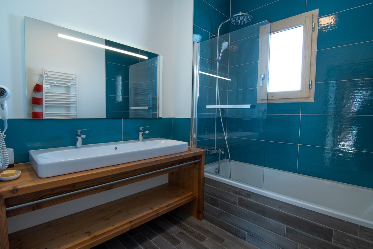 SALLE DE BAINS - CHALET KOPEREK - LE SERROZ VALLOIRE SALLE DE BAINS - CHALET KOPEREK - LE SERROZ VALLOIRE