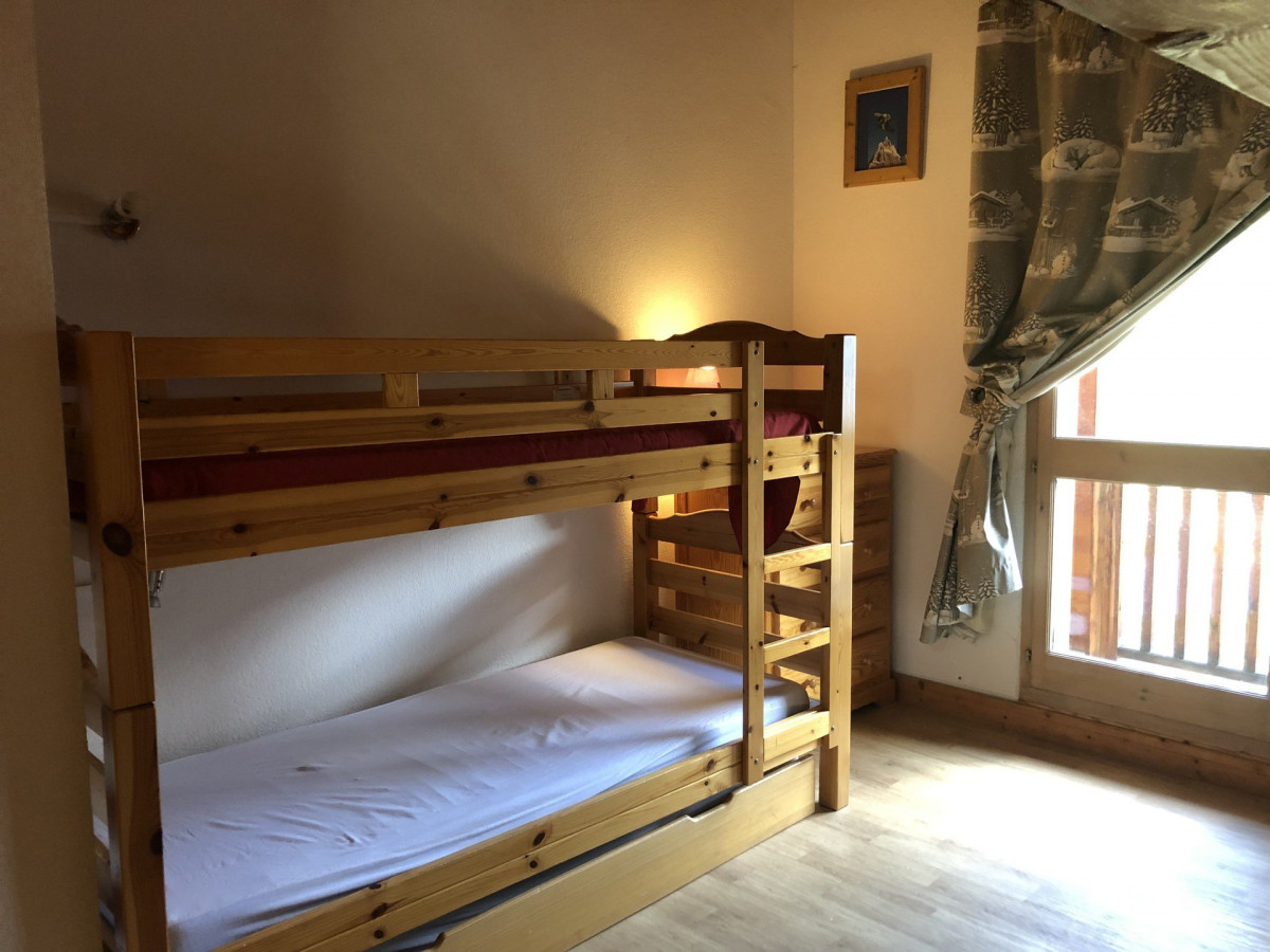 CHAMBRE - APPARTEMENT LA CLAREE C15 - LES PLANS VALLOIRE CHAMBRE - APPARTEMENT LA CLAREE C15 - LES PLANS VALLOIRE