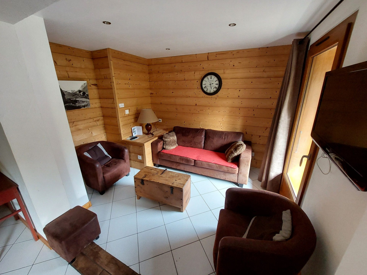 SALON - APPARTEMENT MAGNIN SPORTS 2 - VALLOIRE CENTRE - VALLOIRE RESERVATIONS SALON - APPARTEMENT MAGNIN SPORTS 2 - VALLOIRE CENTRE - VALLOIRE RESERVATIONS