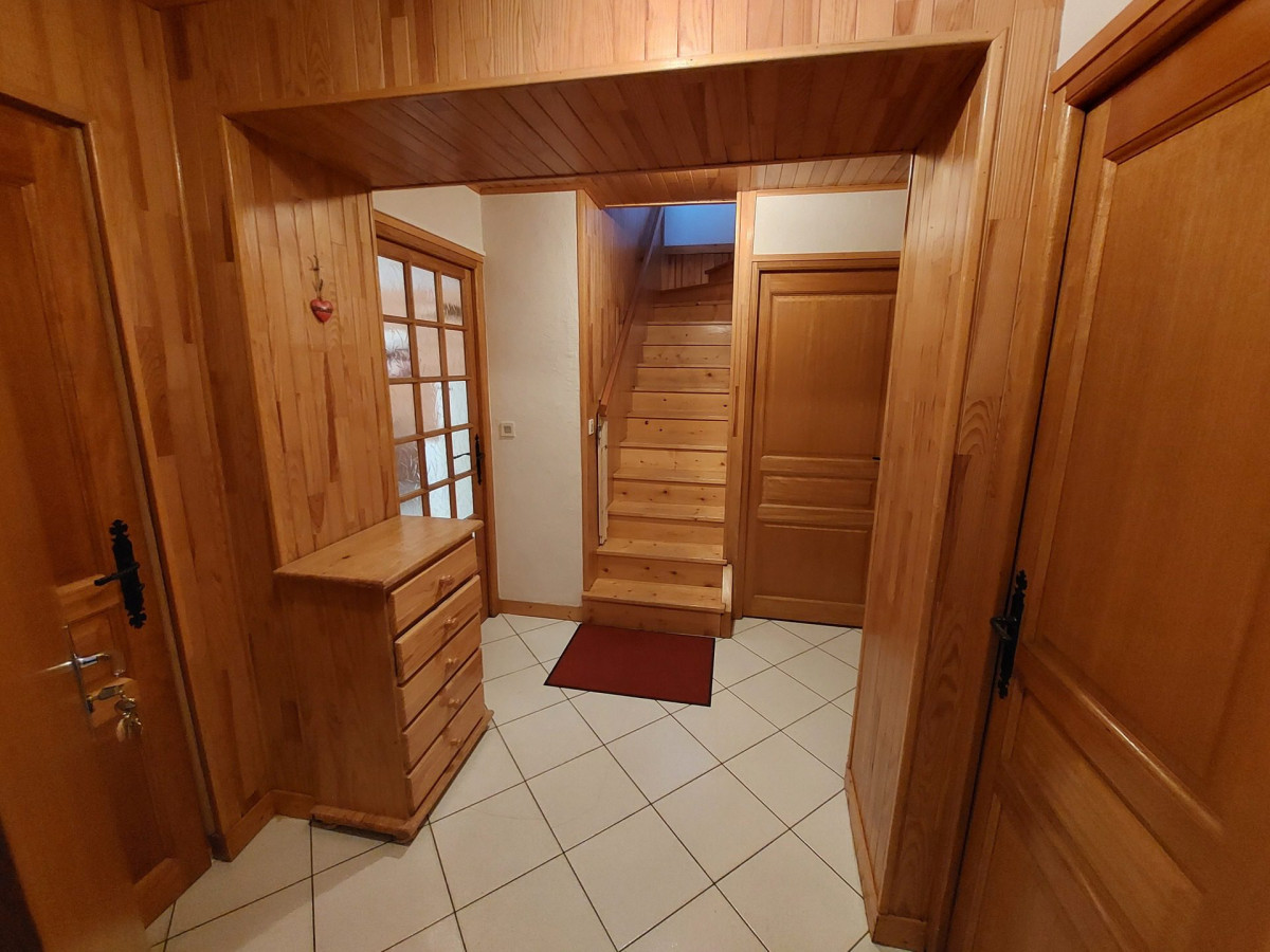 COULOIR - APPARTEMENT MAGNIN SPORTS 2 - VALLOIRE CENTRE COULOIR - APPARTEMENT MAGNIN SPORTS 2 - VALLOIRE CENTRE