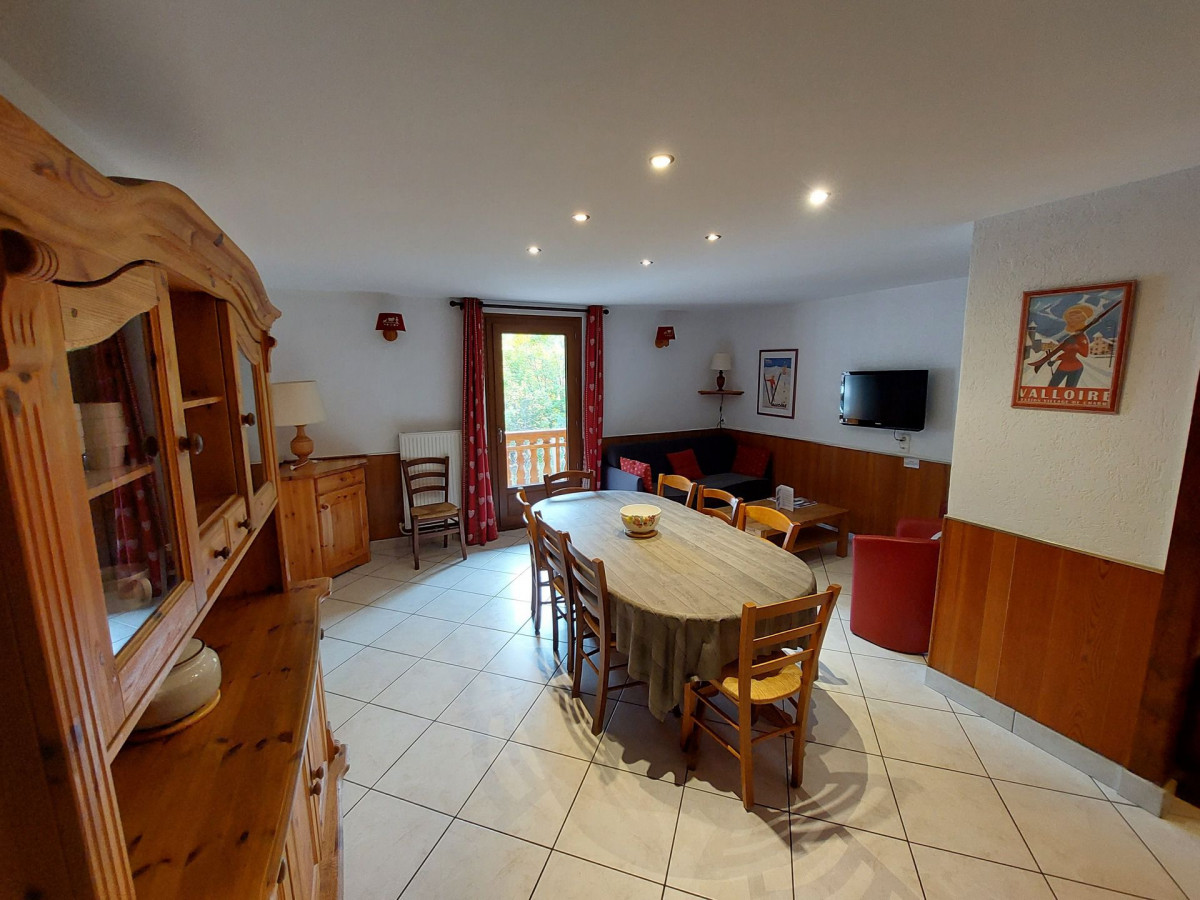 SEJOUR - MAGNIN SPORTS APPARTEMENT 1 - VALLOIRE CENTRE - VALLOIRE RESERVATIONS SEJOUR - MAGNIN SPORTS APPARTEMENT 1 - VALLOIRE CENTRE - VALLOIRE RESERVATIONS