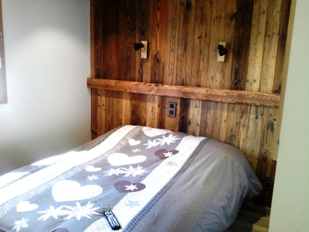 CHAMBRE 1 - CHALET LAMARTINE - LES CHOSEAUX VILLE VALLOIRE CHAMBRE 1 - CHALET LAMARTINE - LES CHOSEAUX VILLE VALLOIRE