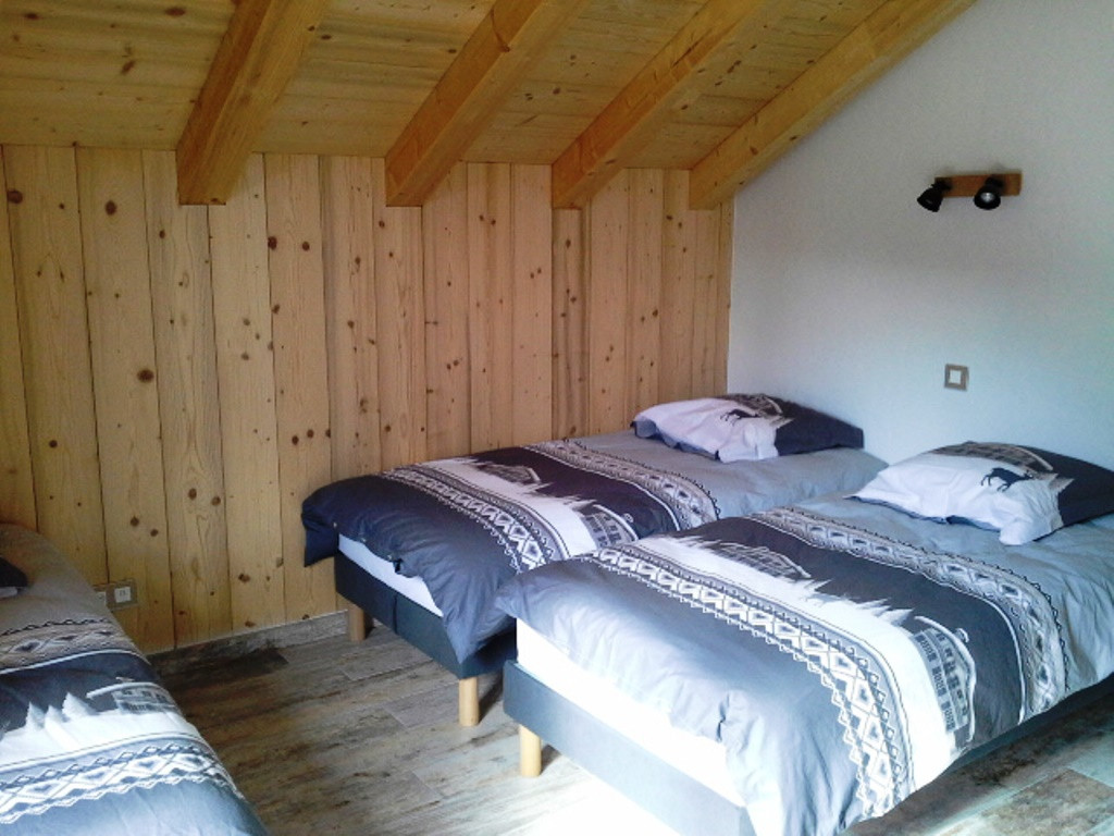 CHAMBRE 2 - CHALET LAMARTINE - LES CHOSEAUX VILLE VALLOIRE CHAMBRE 2 - CHALET LAMARTINE - LES CHOSEAUX VILLE VALLOIRE