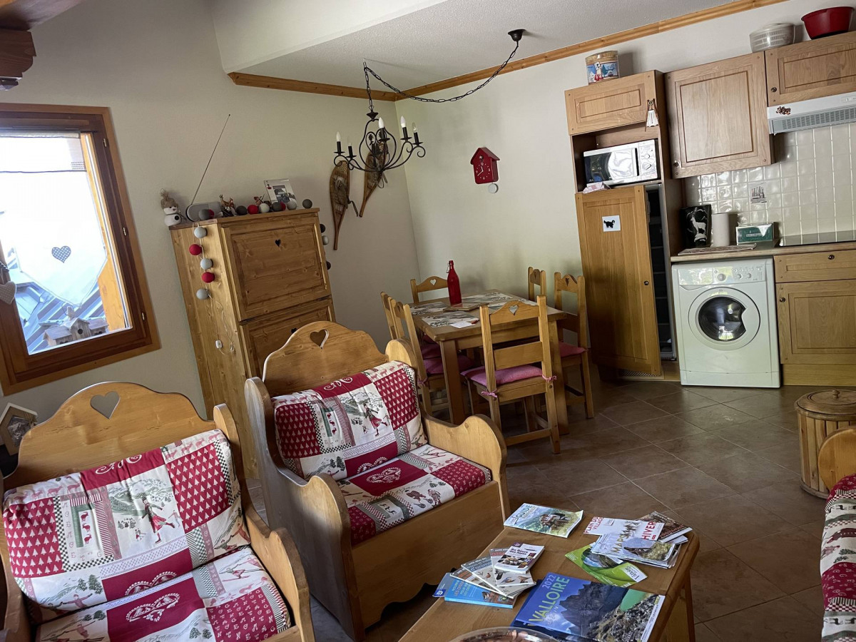 SALON - APPARTEMENT GRAND VY A202 - GRAND VY VALLOIRE - VALLOIRE RESERVATIONS SALON - APPARTEMENT GRAND VY A202 - GRAND VY VALLOIRE - VALLOIRE RESERVATIONS