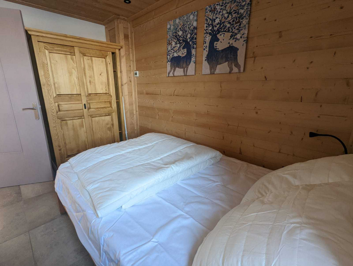 CHAMBRE - APPARTEMENT SABOTS DE VENUS N°2 - LES VERNEYS CHAMBRE - APPARTEMENT SABOTS DE VENUS N°2 - LES VERNEYS