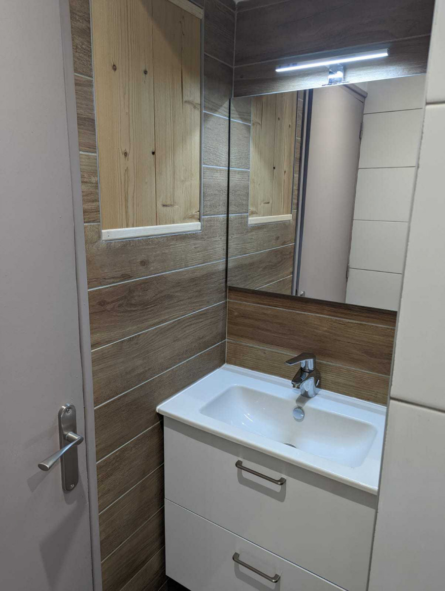 SALLE D'EAU - APPARTEMENT SABOTS DE VENUS N°2 - LES VERNEYS SALLE D'EAU - APPARTEMENT SABOTS DE VENUS N°2 - LES VERNEYS