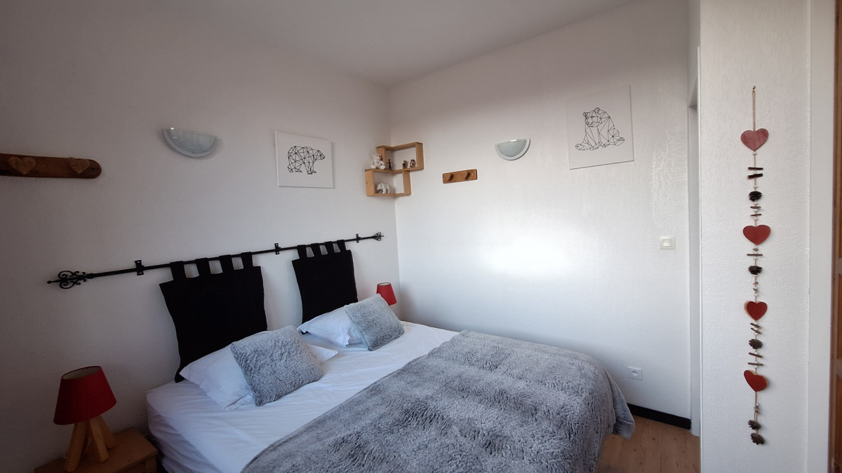 CHAMBRE - HAMEAU DE VALLOIRE 211 - LES CHOSEAUX VILLE