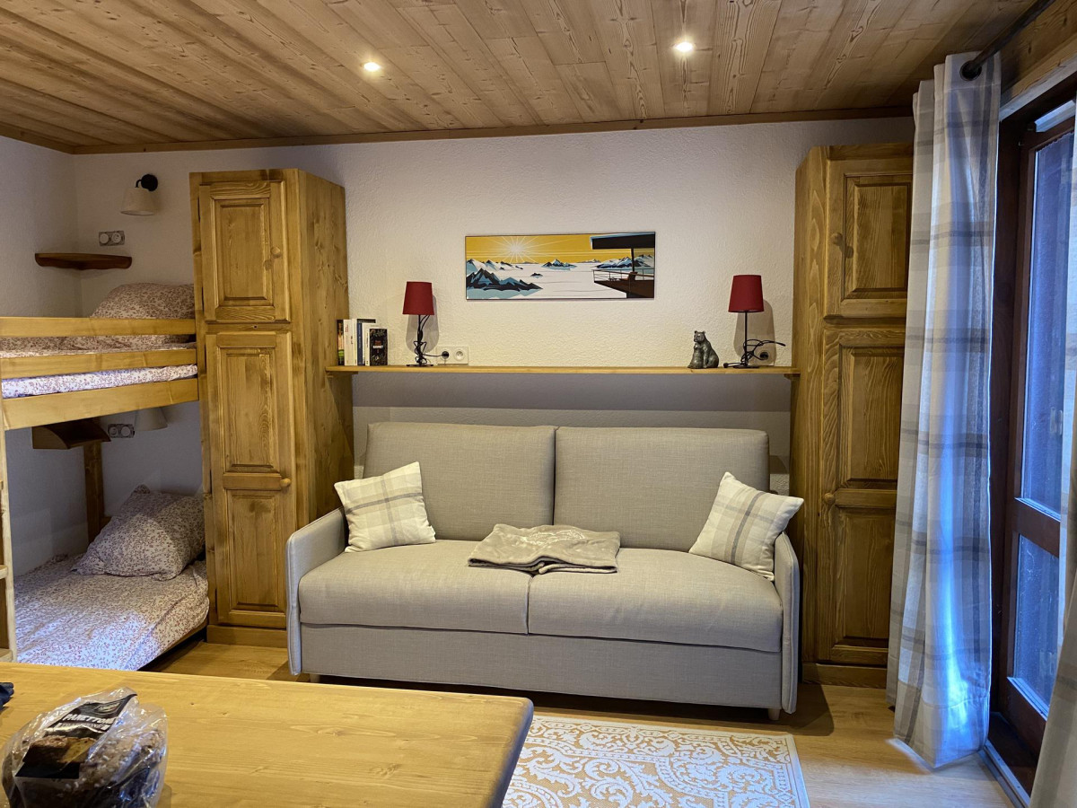 SALON - STUDIO ALTAIR 88 - VALLOIRE CENTRE - VALLOIRE RESERVATIONS