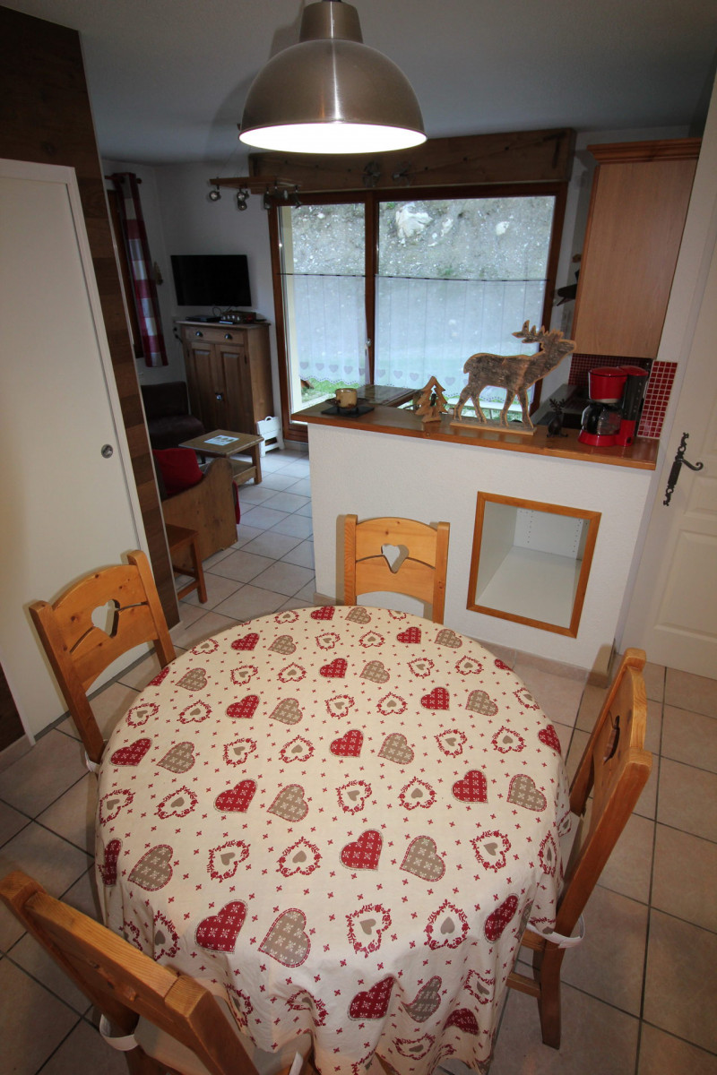 SEJOUR - APPARTEMENT ROCHES FLEURIES B12 - VALLOIRE CENTRE SEJOUR - APPARTEMENT ROCHES FLEURIES B12 - VALLOIRE CENTRE