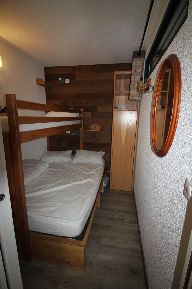 CABINE - APPARTEMENT ROCHES FLEURIES B12 - VALLOIRE CENTRE CABINE - APPARTEMENT ROCHES FLEURIES B12 - VALLOIRE CENTRE