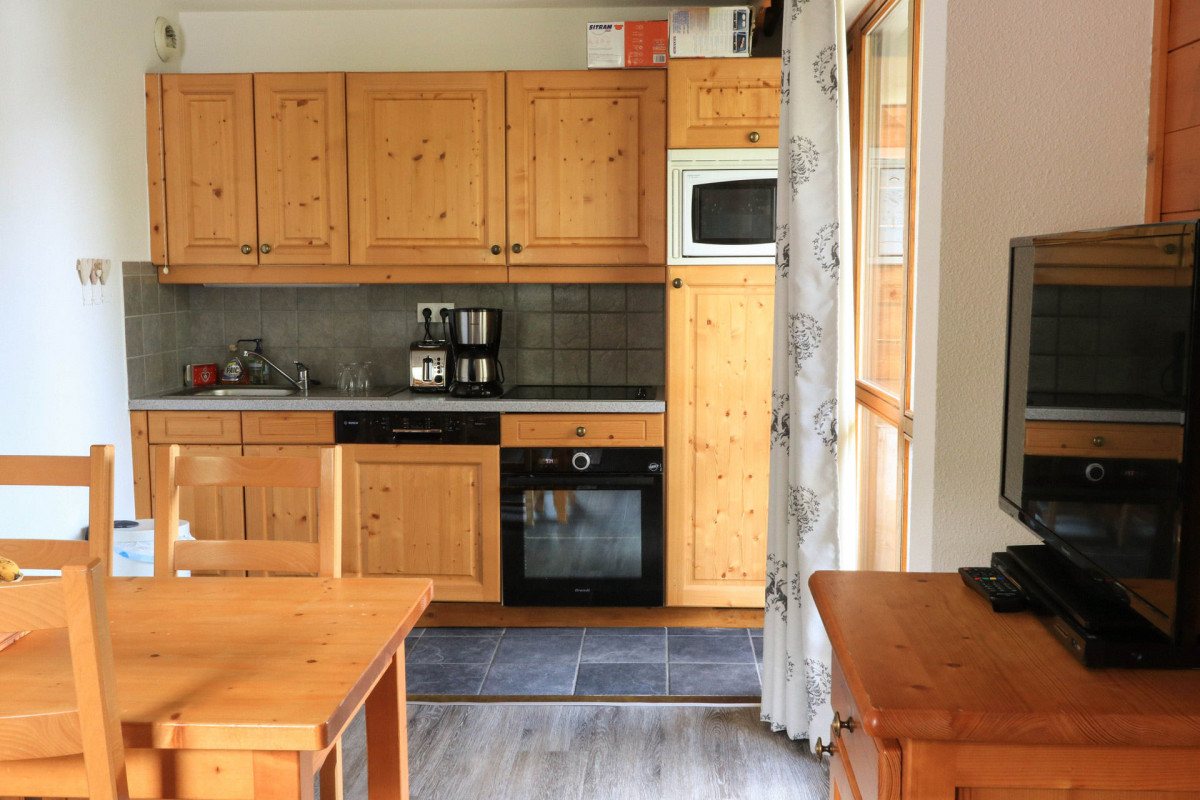 CUISINE - CHALETS DU GALIBIER II APPARTEMENT 526 - VALLOIRE LE MOULIN BENJAMIN CUISINE - CHALETS DU GALIBIER II APPARTEMENT 526 - VALLOIRE LE MOULIN BENJAMIN