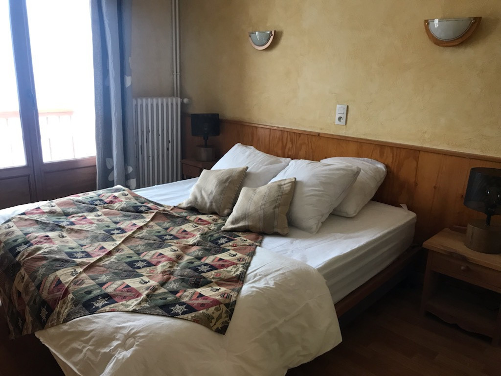 CHAMBRE - APPARTEMENT LES CHARDONNETS B06 - VALLOIRE CENTRE - VALLOIRE RESERVATIONS CHAMBRE - APPARTEMENT LES CHARDONNETS B06 - VALLOIRE CENTRE - VALLOIRE RESERVATIONS