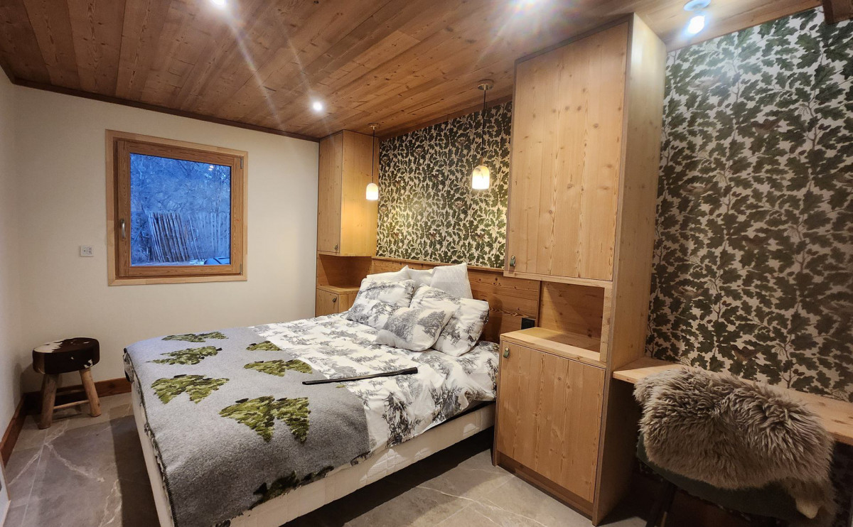 CHAMBRE - CHALET TOTORO - VALLOIRE LE CRET DU SERROZ CHAMBRE - CHALET TOTORO - VALLOIRE LE CRET DU SERROZ
