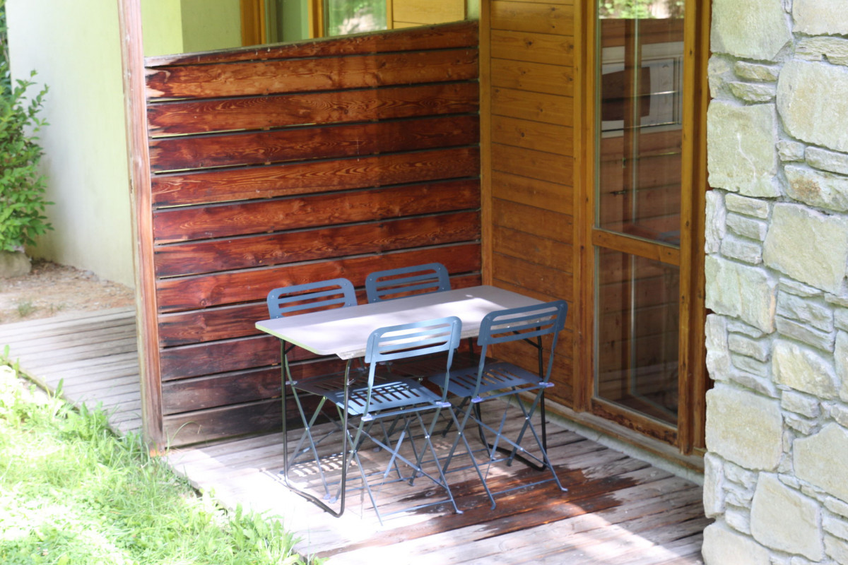 TERRASSE - APPARTEMENT CHALETS GALIBIER 2 N° 402 - MOULIN BENJAMIN - VALLOIRE - VALLOIRE RESERVATIONS TERRASSE - APPARTEMENT CHALETS GALIBIER 2 N° 402 - MOULIN BENJAMIN - VALLOIRE - VALLOIRE RESERVATIONS