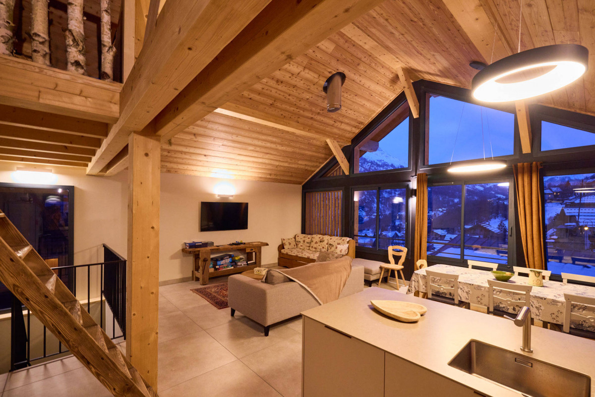 PIECE DE VIE - CHALET BAUD'RIEZ - LE SERROZ VALLOIRE - VALLOIRE RESERVATIONS PIECE DE VIE - CHALET BAUD'RIEZ - LE SERROZ VALLOIRE - VALLOIRE RESERVATIONS