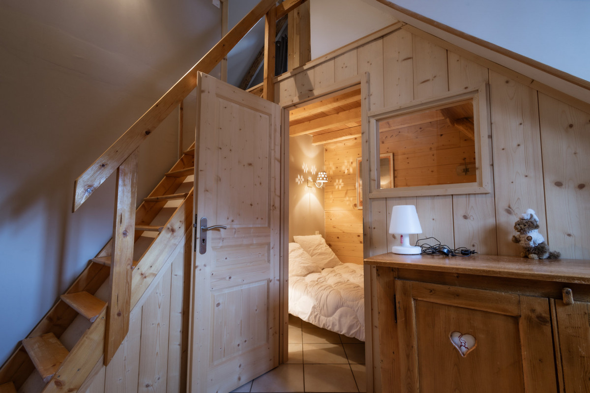 ACCES MEZZANINE - APPARTEMENT LES ECUREUIL 02 - VALLOIRE AUTRES SITUATIONS ACCES MEZZANINE - APPARTEMENT LES ECUREUIL 02 - VALLOIRE AUTRES SITUATIONS