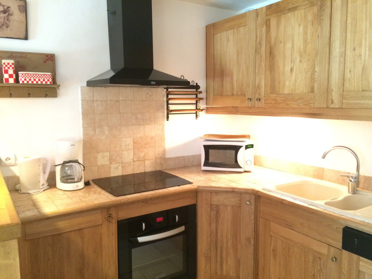 CUISINE  - APPARTEMENT CHALETS DE MARIE C1 - LA GRAND VY VALLOIRE