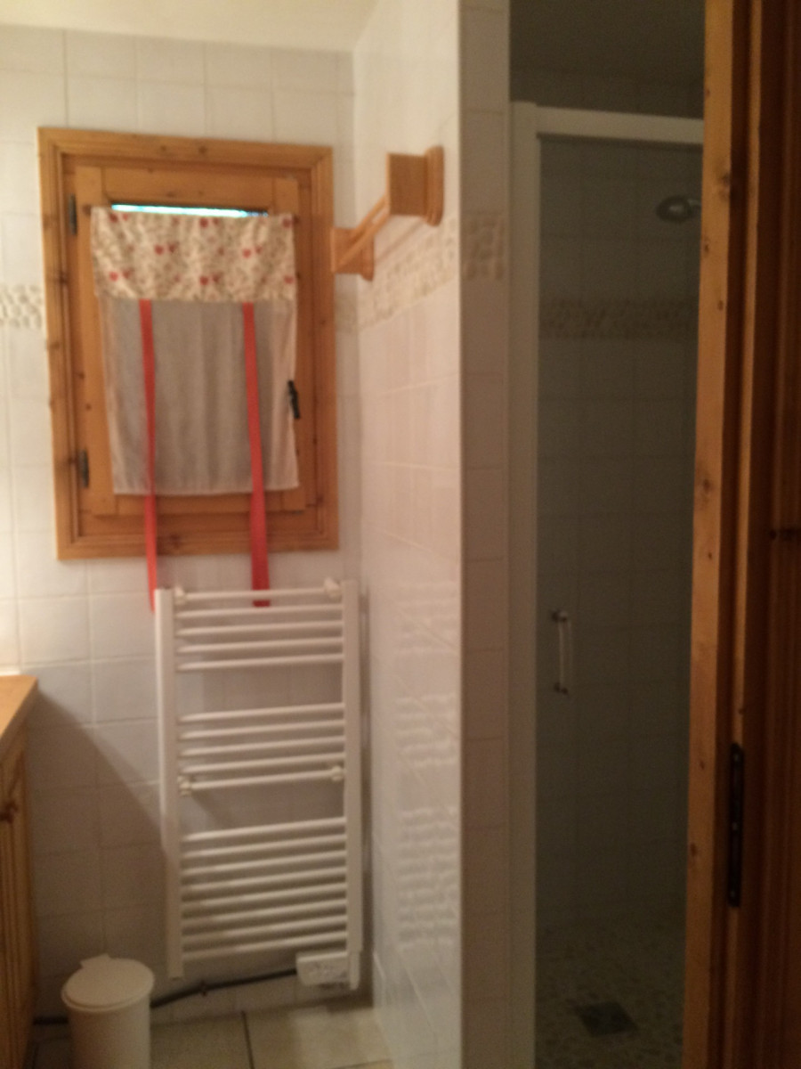 SALLE DE BAINS  - APPARTEMENT CHALETS DE MARIE C1 - LA GRAND VY VALLOIRE