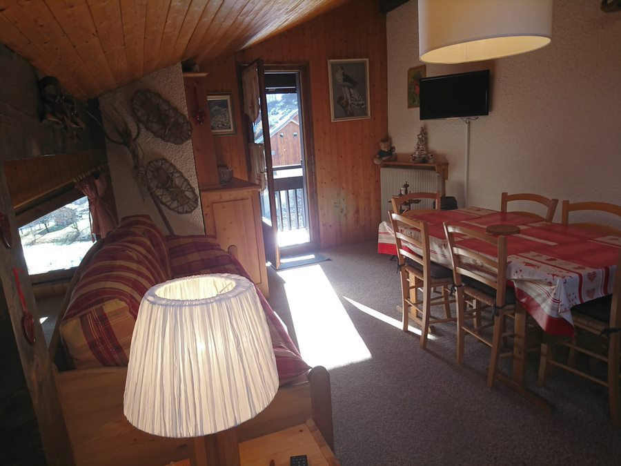 PIECE DE VIE - APPARTEMENT ROCHER SAINT PIERRE 3A - VALLOIRE CENTRE PIECE DE VIE - APPARTEMENT ROCHER SAINT PIERRE 3A - VALLOIRE CENTRE