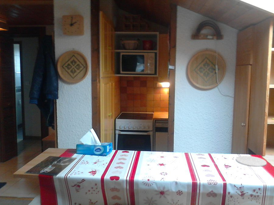 COIN CUISINE - APPARTEMENT ROCHER SAINT PIERRE 3A - VALLOIRE CENTRE COIN CUISINE - APPARTEMENT ROCHER SAINT PIERRE 3A - VALLOIRE CENTRE