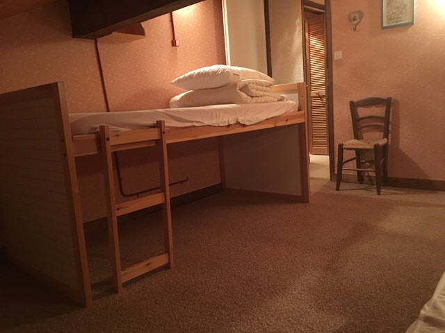 CHA%BRE - APPARTEMENT ROCHER SAINT PIERRE 3A - VALLOIRE CENTRE CHA%BRE - APPARTEMENT ROCHER SAINT PIERRE 3A - VALLOIRE CENTRE