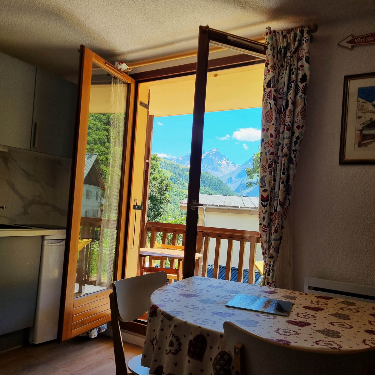 SEJOUR - APPARTEMENT THYMEL 23 - VALLOIRE LES VERNEYS - VALLOIRE RESERVATIONS SEJOUR - APPARTEMENT THYMEL 23 - VALLOIRE LES VERNEYS - VALLOIRE RESERVATIONS