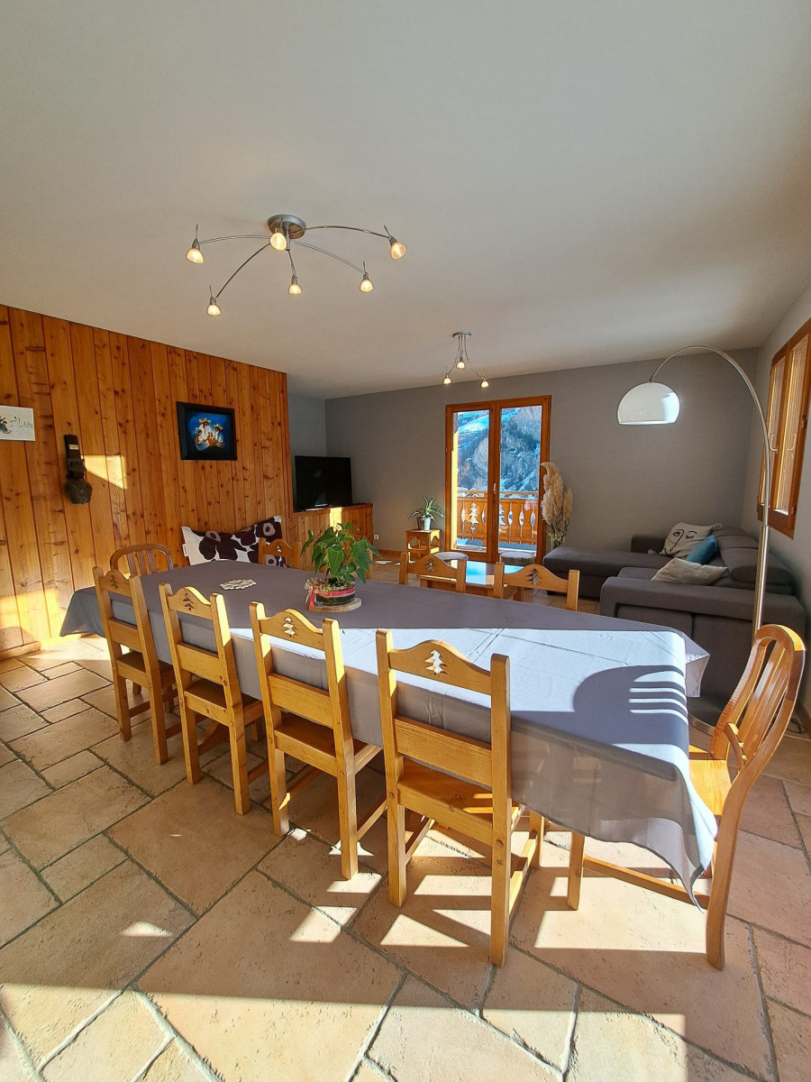 SALON - CHALET AU BOIS JOLI - LE SERROZ - VALLOIRE RESERVATIONS SALON - CHALET AU BOIS JOLI - LE SERROZ - VALLOIRE RESERVATIONS