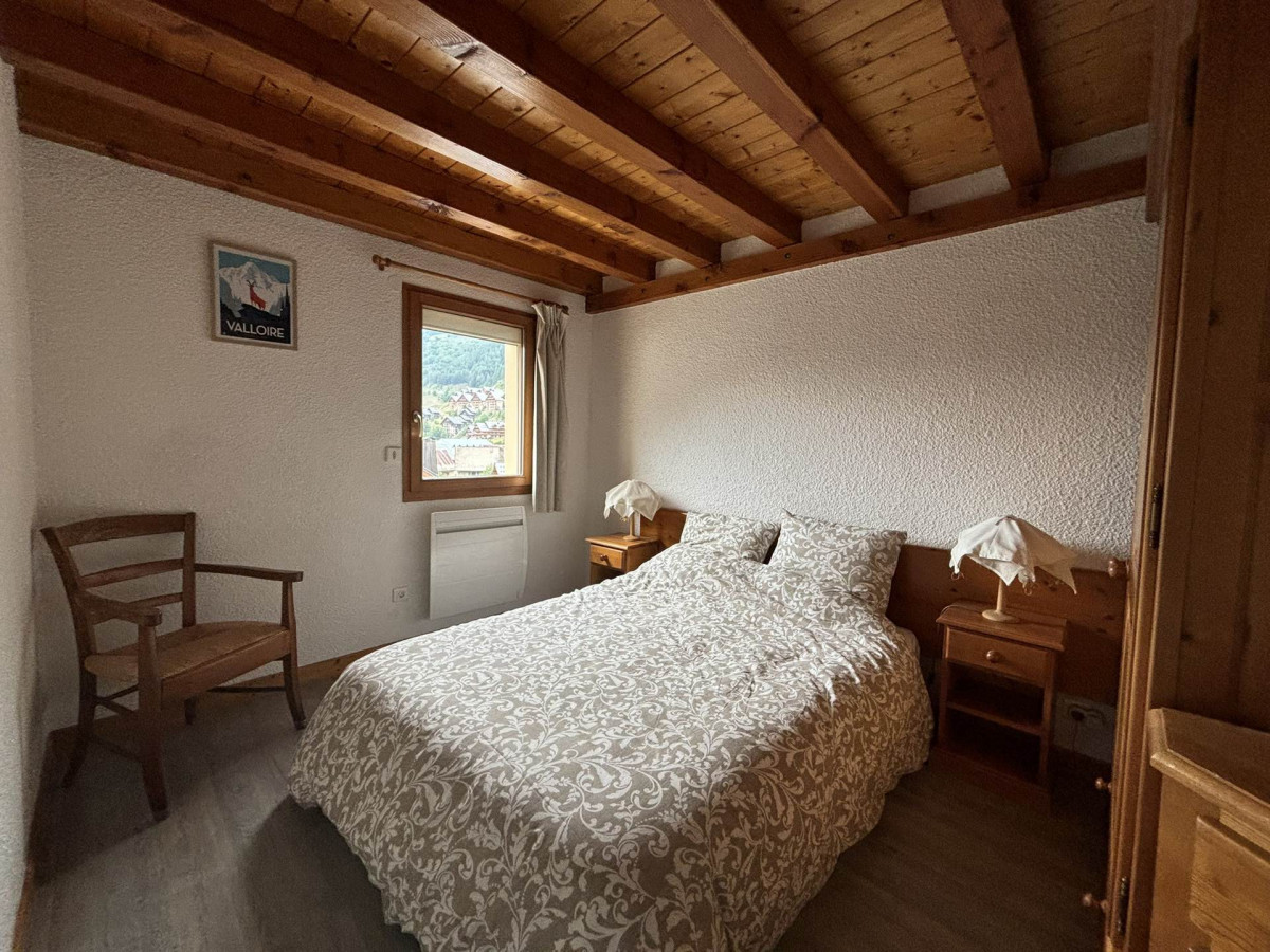CHAMBRE- APPARTEMENT ROCHES FLEURIES B6 - VALLOIRE CENTRE CHAMBRE- APPARTEMENT ROCHES FLEURIES B6 - VALLOIRE CENTRE