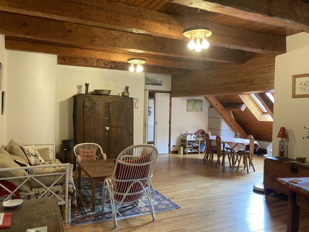 SALON 1ER ETAGE - CHALET LA RIVINE - VALLOIRE LA RIVINE SALON 1ER ETAGE - CHALET LA RIVINE - VALLOIRE LA RIVINE