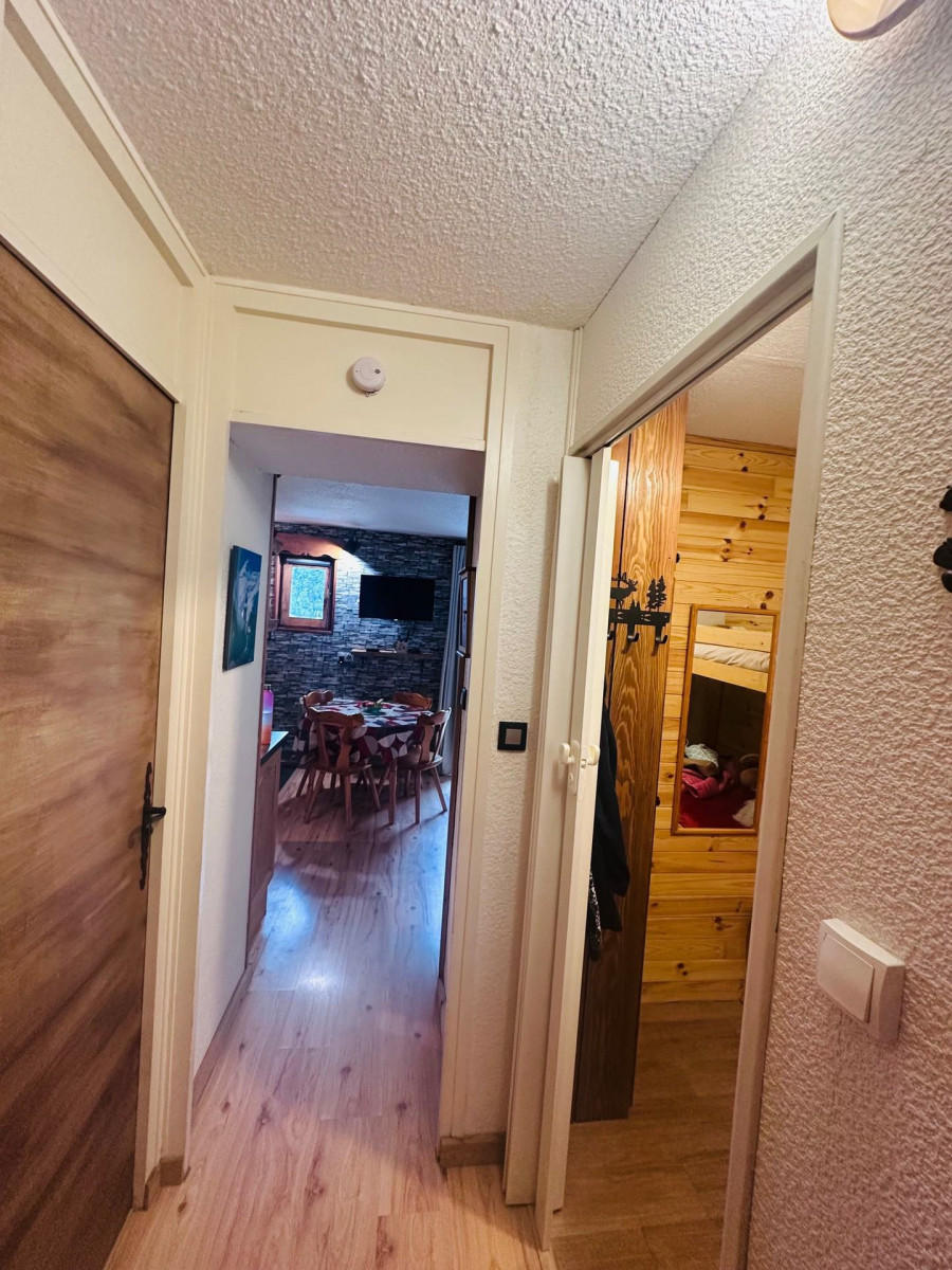 ENTREE ACCES COIN CABINE  - STUDIO ALTAIR 117 - VALLOIRE CENTRE LE CLOS DES ETOILES