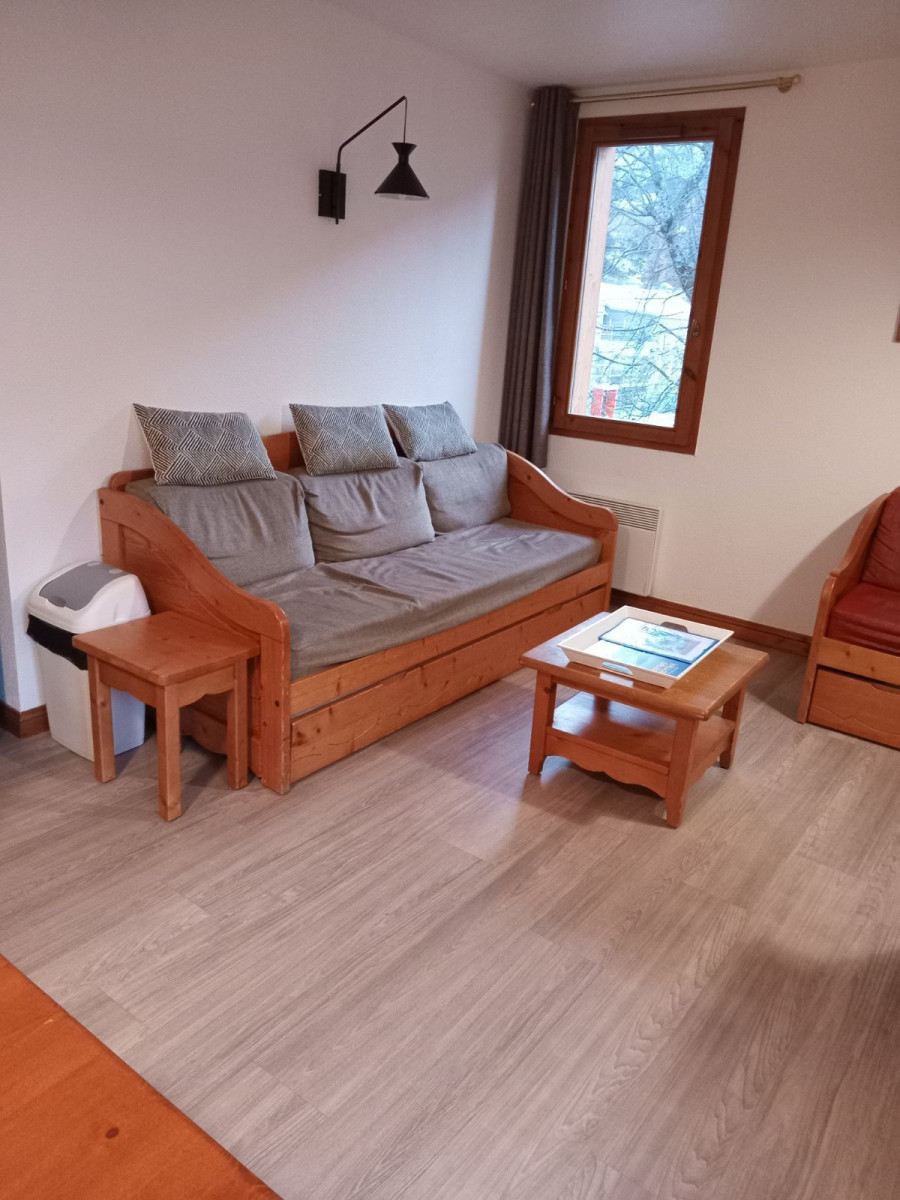 SALON - APPARTEMENT CHALETS GALIBIER 2 N° 523 - MOULIN BENJAMIN - VALLOIRE - VALLOIRE RESERVATIONS SALON - APPARTEMENT CHALETS GALIBIER 2 N° 523 - MOULIN BENJAMIN - VALLOIRE - VALLOIRE RESERVATIONS