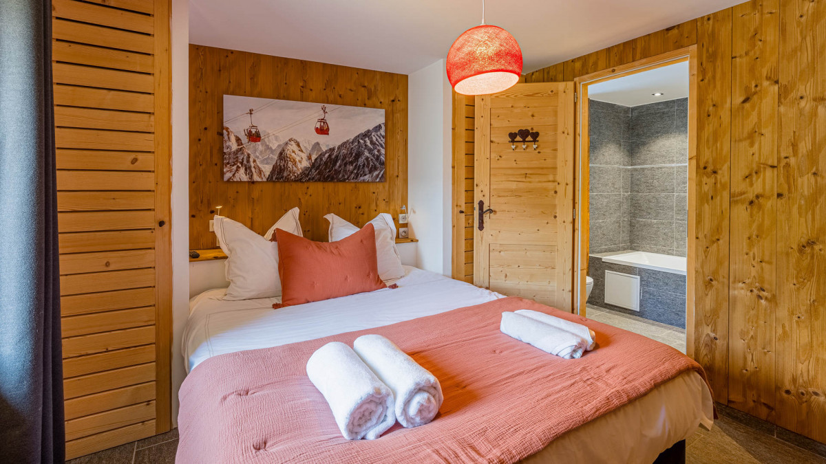 CHAMBRE 2 - APPARTEMENT LE REFUGE - CLOS FONTAINE - VALLOIRE LE COL