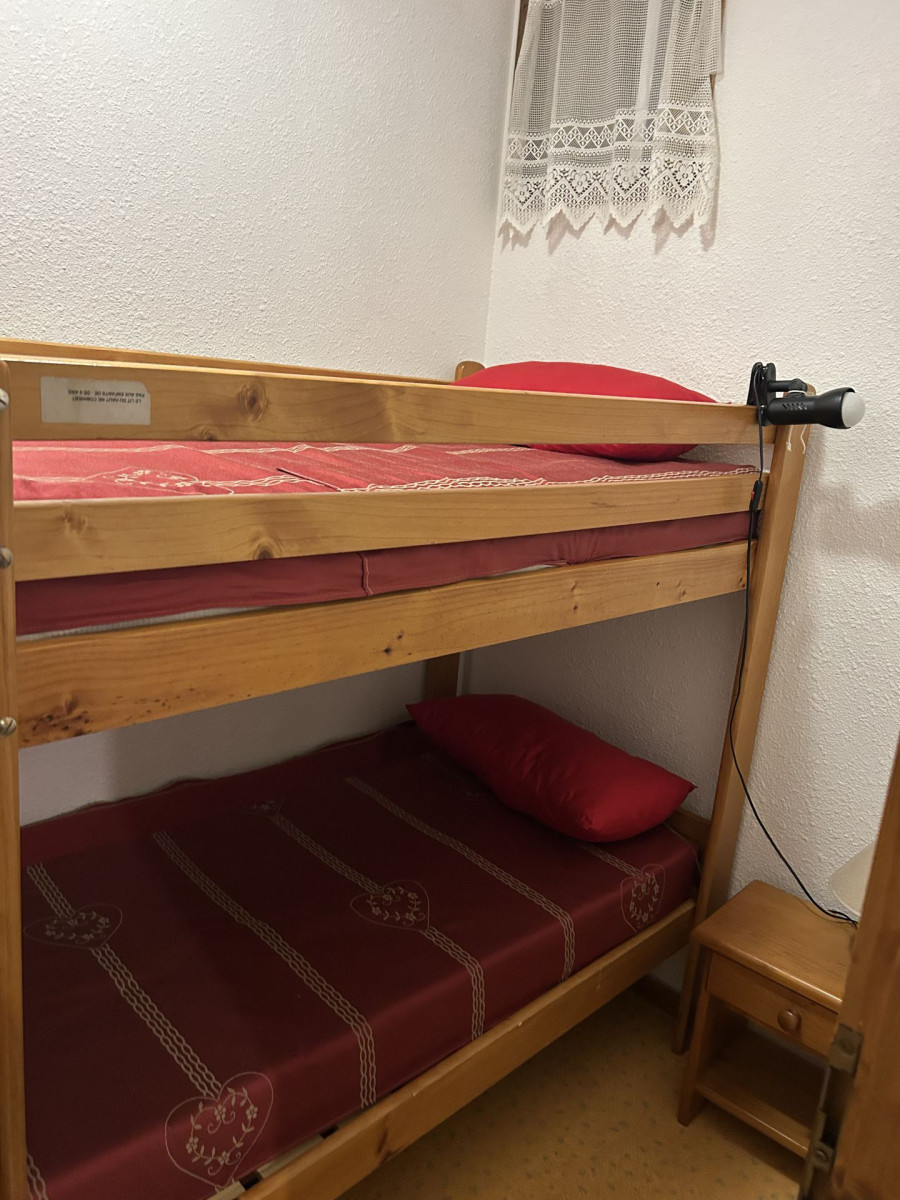 CHAMBRE - APPARTEMENT ROCHES FLEURIES B10 - VALLOIRE CENTRE 
