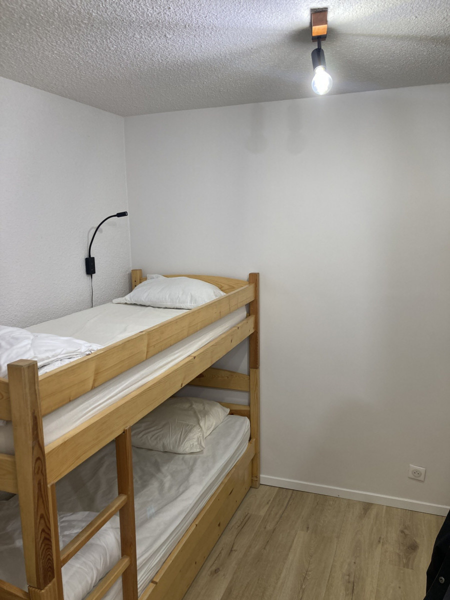 COIN CABINE ENTREE - STUDIO CROIX DU SUD 311 - CLOS DES ETOILES - VALLOIRE CENTRE