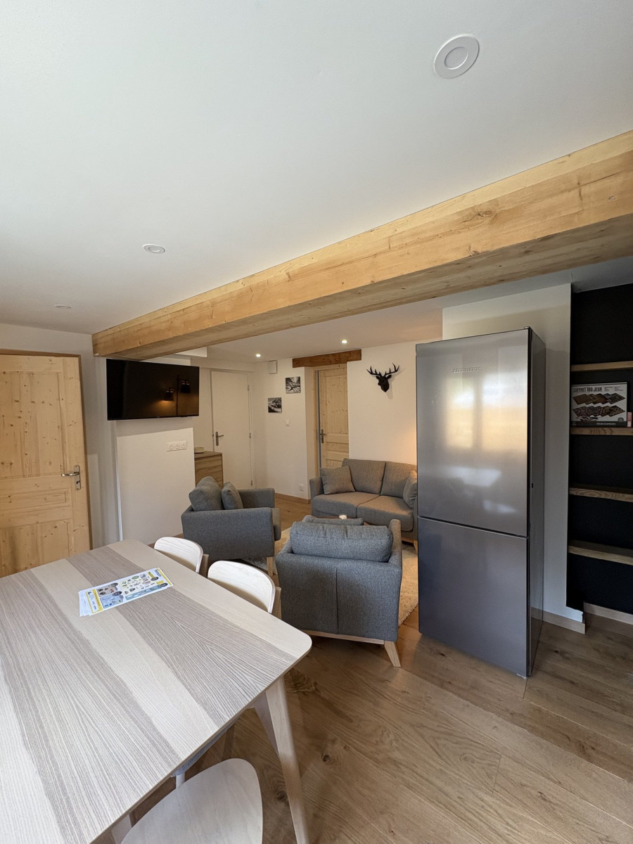 SEJOUR - CHALET LES MARMOTTES - APPARTEMENT RDC - VALLOIRE CENTRE - VALLOIRE RESERVATIONS