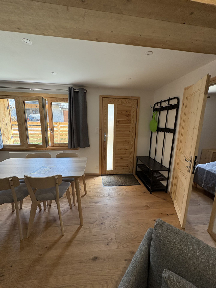 ENTREE - CHALET LES MARMOTTES - APPARTEMENT RDC - VALLOIRE CENTRE