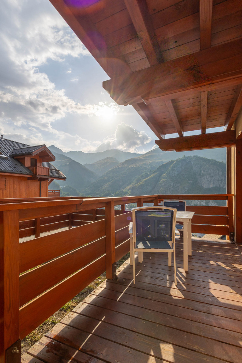 BALCON  CHALETS DE LA VALLEE D'OR APPARTEMENT LYS 001 - LES CHARBONNIERES - VALLOIRE