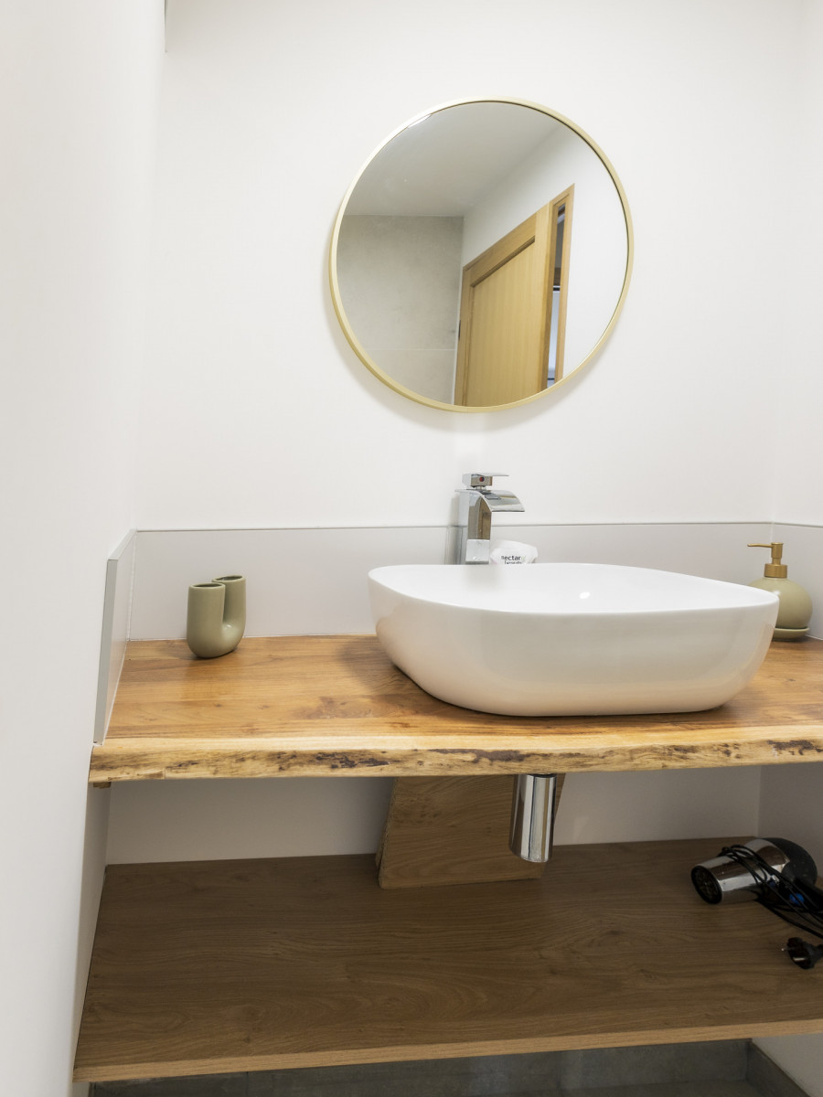 SALLE D'EAU - APPARTEMENT LA CASSES BAS - VALLOIRE LES CASSES