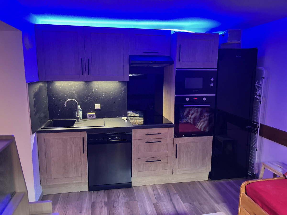 COIN CUISINE - HAMEAU DE VALLOIRE APPARTEMENT 102 - VALLOIRE LES CHOSEAUX