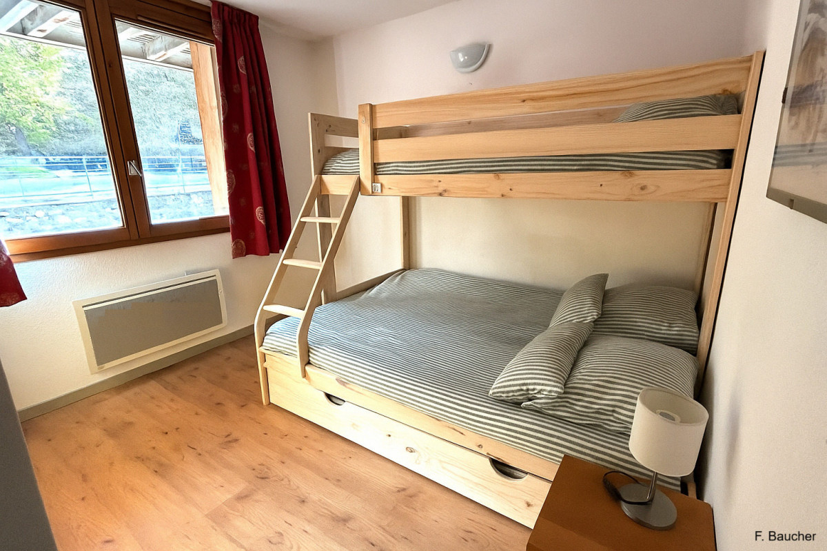 CHAMBRE 2 - HAMEAU DE VALLOIRE APPARTEMENT 201 - VALLOIRE LES CHOSEAUX