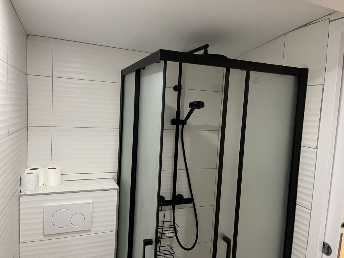 SALLE D'EAU- APPARTEMENT ROYAL NEIGE 24  - VALLOIRE CENTRE