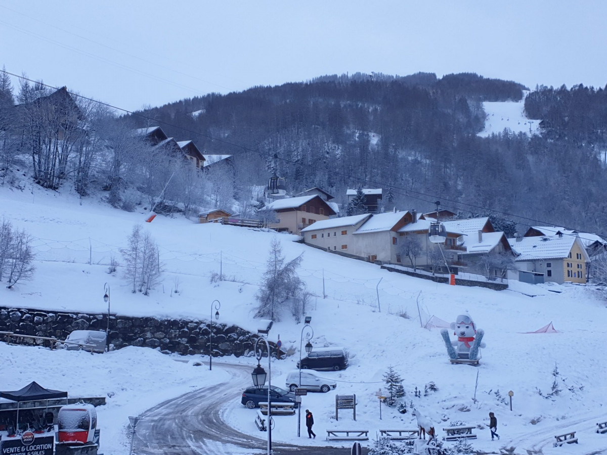 VUE HIVER - APPARTEMENT ROCHECHATEAU 37 - VALLOIRE CENTRE