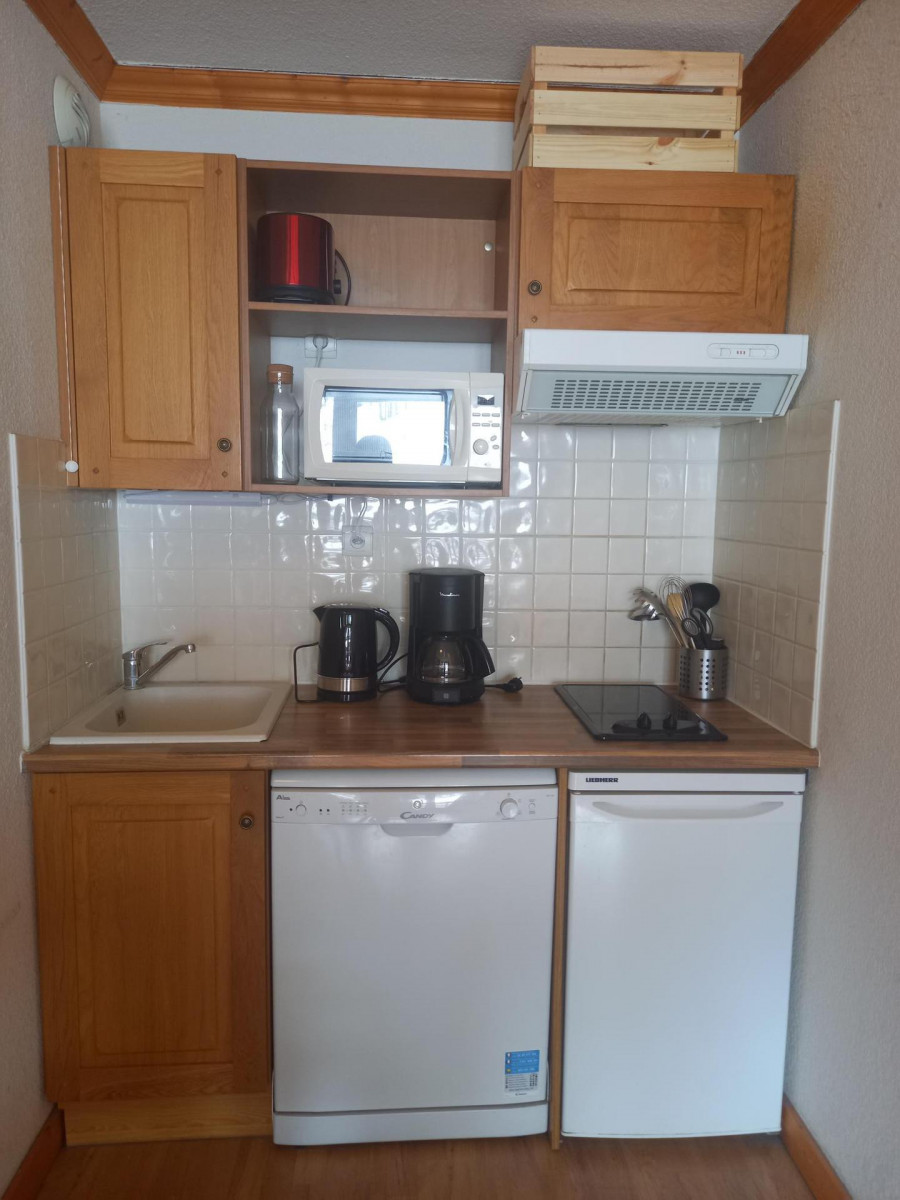 COIN CUISINE - APPARTEMENT DRYADE 002 - VALLOIRE LES CHARBONNIERES COIN CUISINE - APPARTEMENT DRYADE 002 - VALLOIRE LES CHARBONNIERES