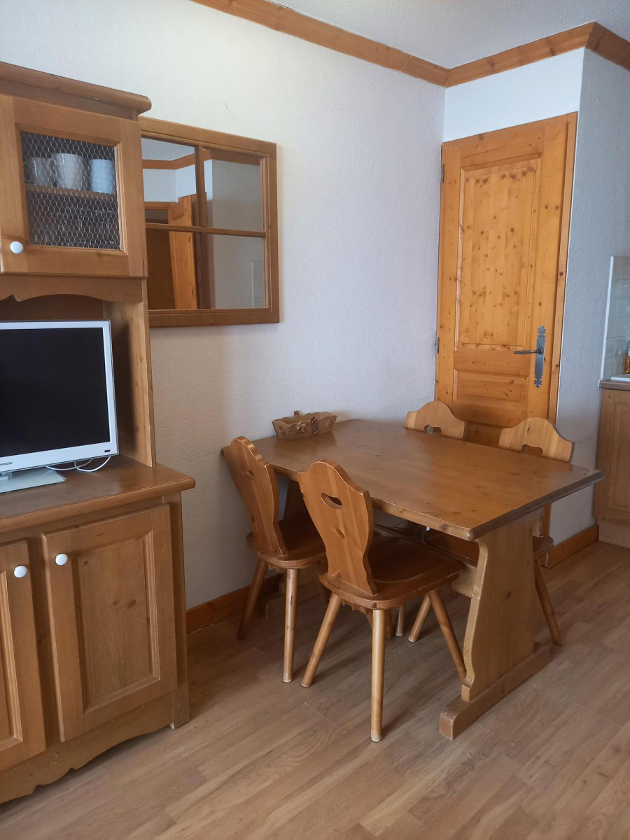 COIN REPAS - APPARTEMENT DRYADE 002 - VALLOIRE LES CHARBONNIERES