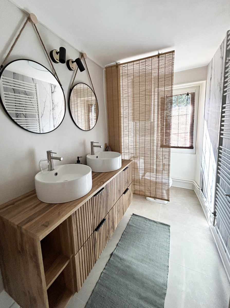 CABINET DE TOILETTE - APPARTEMENT LOZETTE 01 - LA BORGE VALLOIRE - VALLOIRE RESERVATIONS CABINET DE TOILETTE - APPARTEMENT LOZETTE 01 - LA BORGE VALLOIRE - VALLOIRE RESERVATIONS