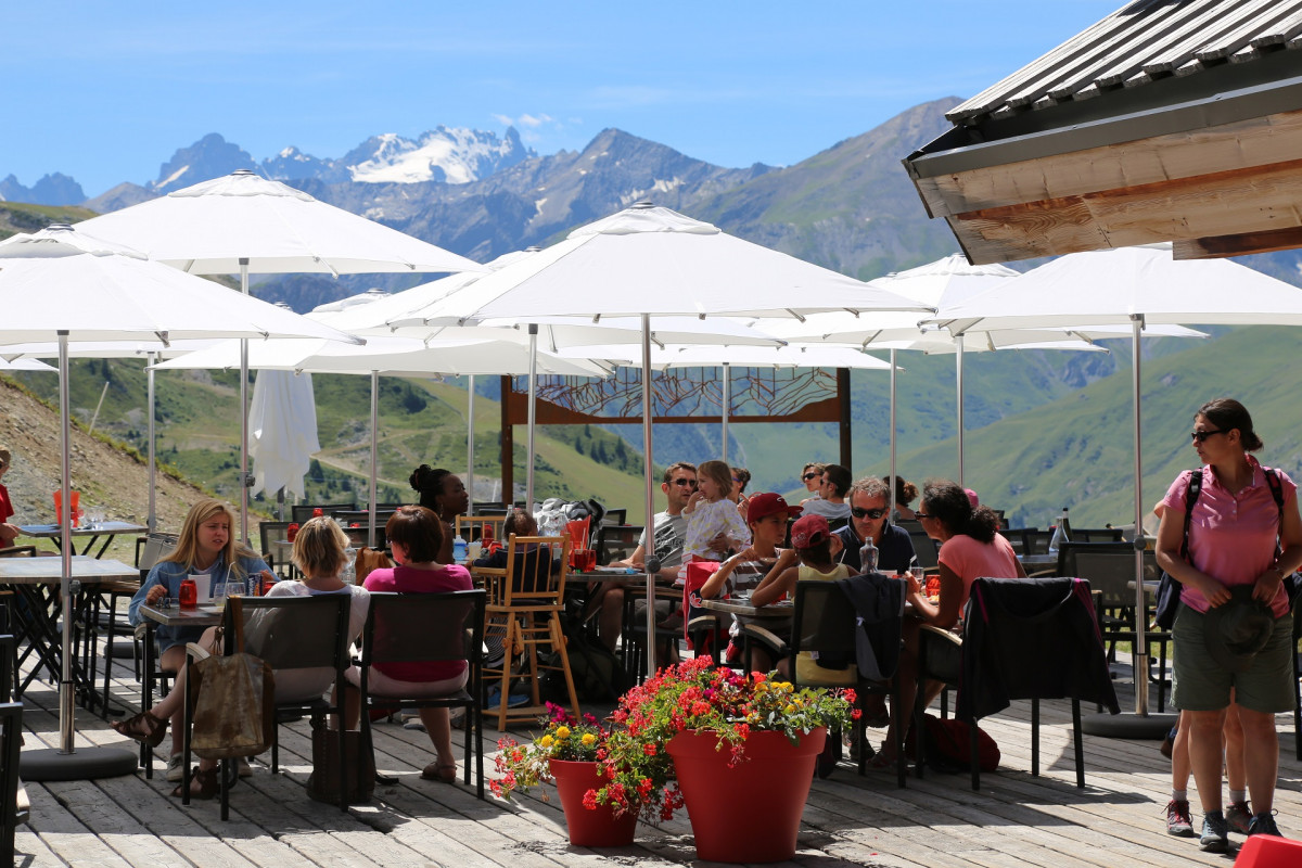 Apéritif at altitude at Alp de Zélie -  - Valloire Réservations