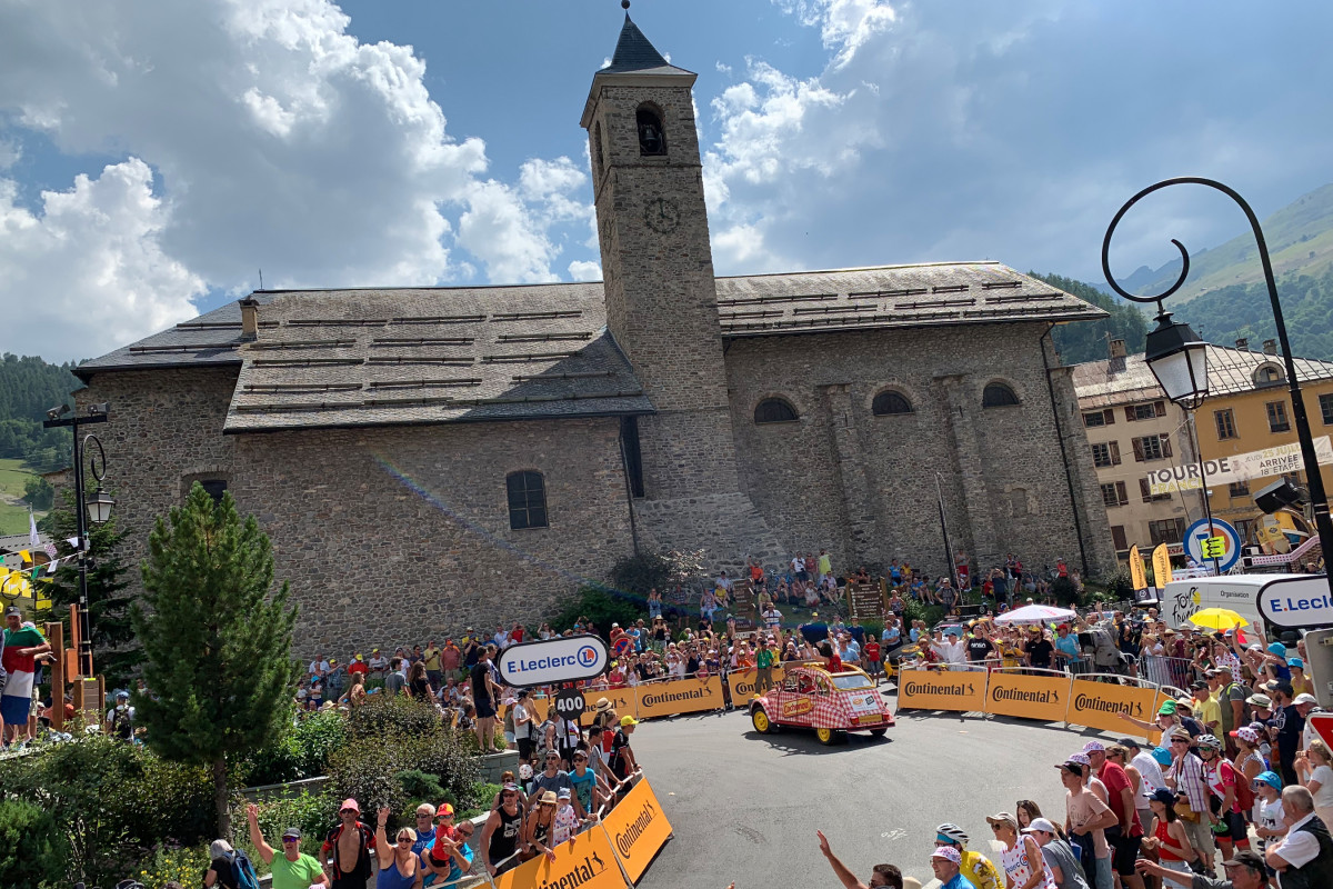 Bon plan logement tour de france Valloire 2024 - Valloire Réservations