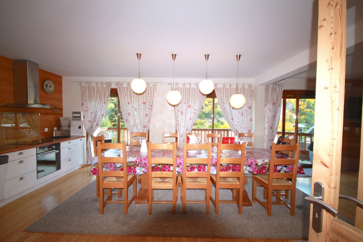 Kitchen Area - Chalet Mahana - Chalet Valloire